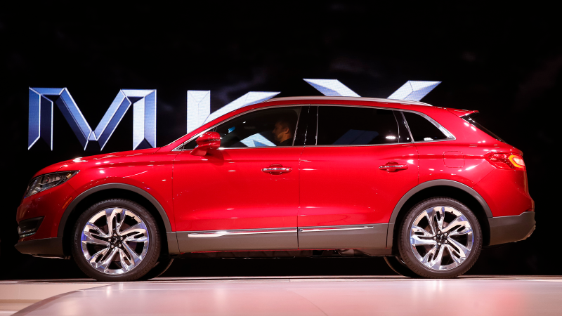 Illustration for article titled The 2016 Lincoln MKX Isn't The Lincoln We Wanted, But It's Something